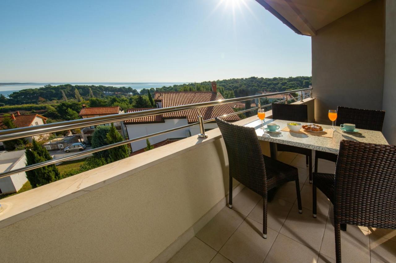 Apartments Oliva Premantura Ngoại thất bức ảnh
