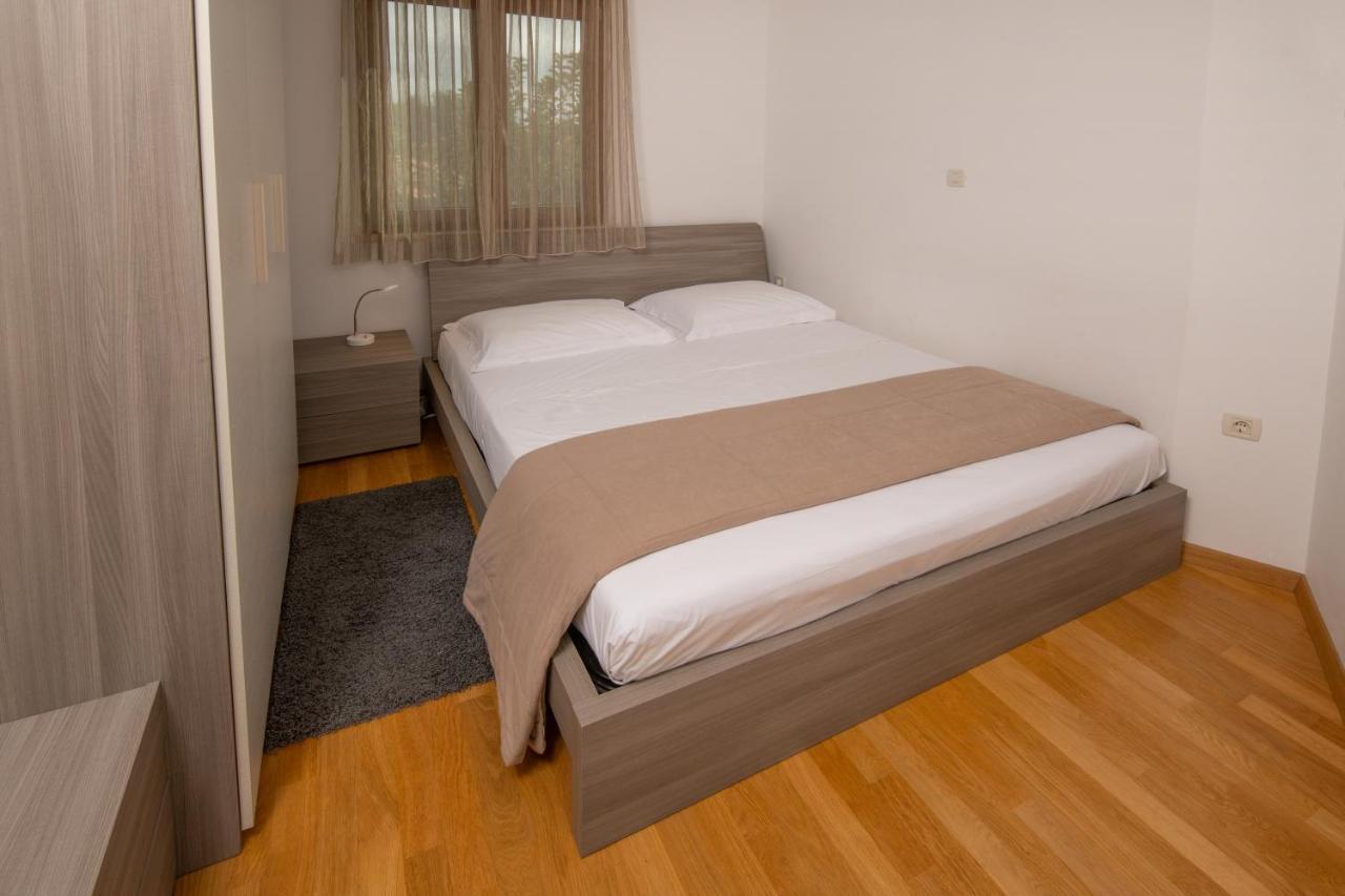 Apartments Oliva Premantura Ngoại thất bức ảnh
